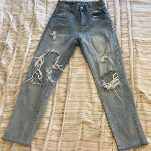 Cotton On High Waist Light blue ripped mom jean